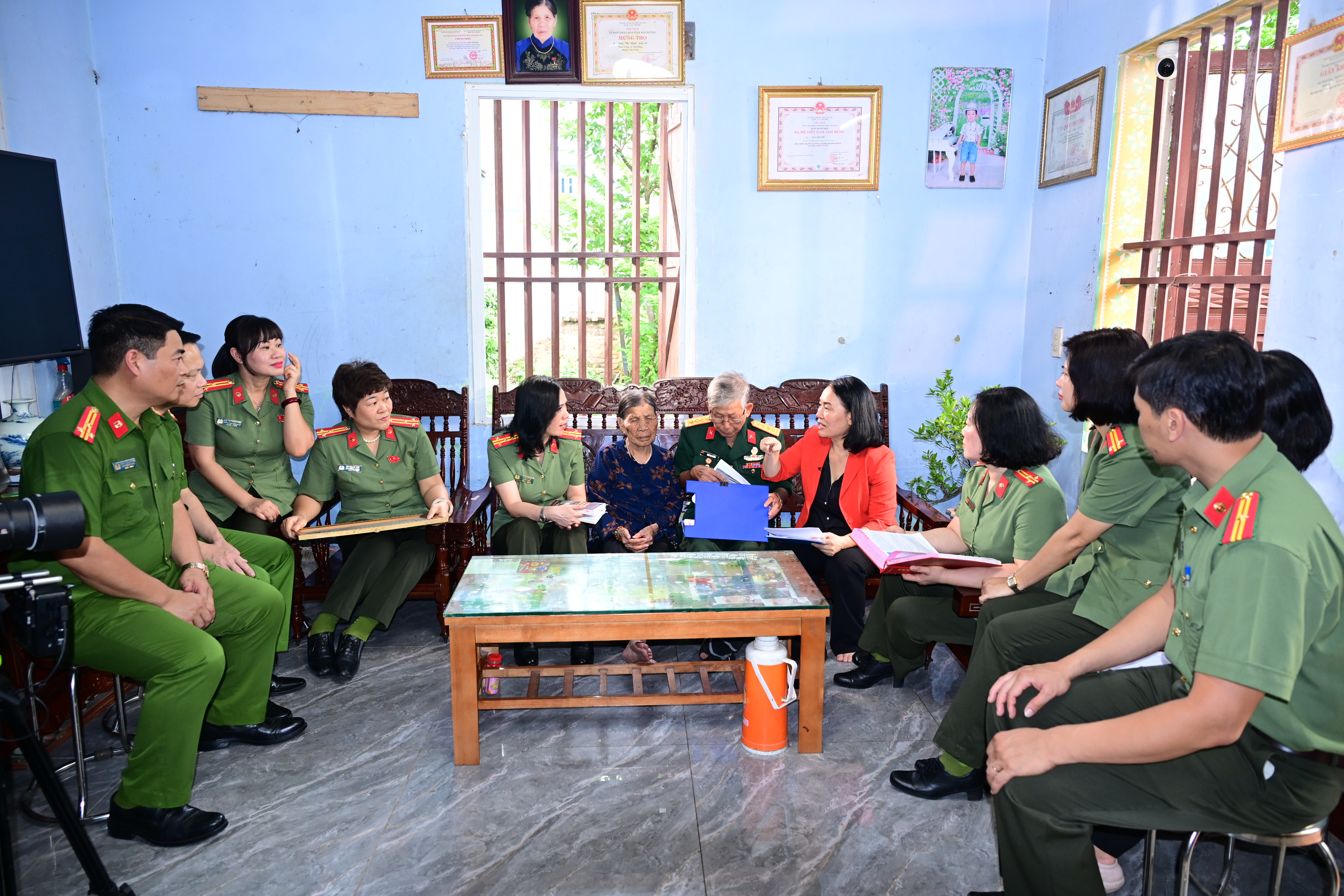Phối hợp tổ chức Tọa đàm “Hành trình ngày trở về” trong Chương trình Gala chính luận nghệ thuật “ADN - Hành trình nối lại mạch nguồn”